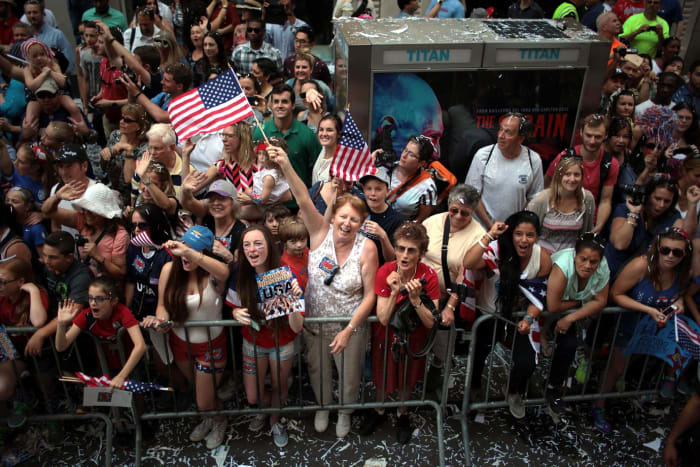 USWNT-parade-NYC-X159776_TK1_035.jpg